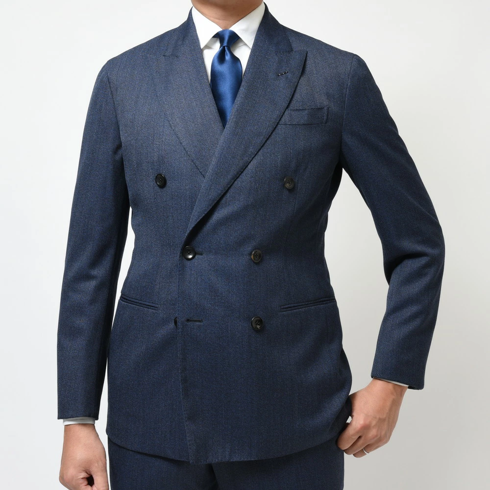 曲線』がポイントです。GIANFRANCO BOMMEZZADRI(ジャンフランコ