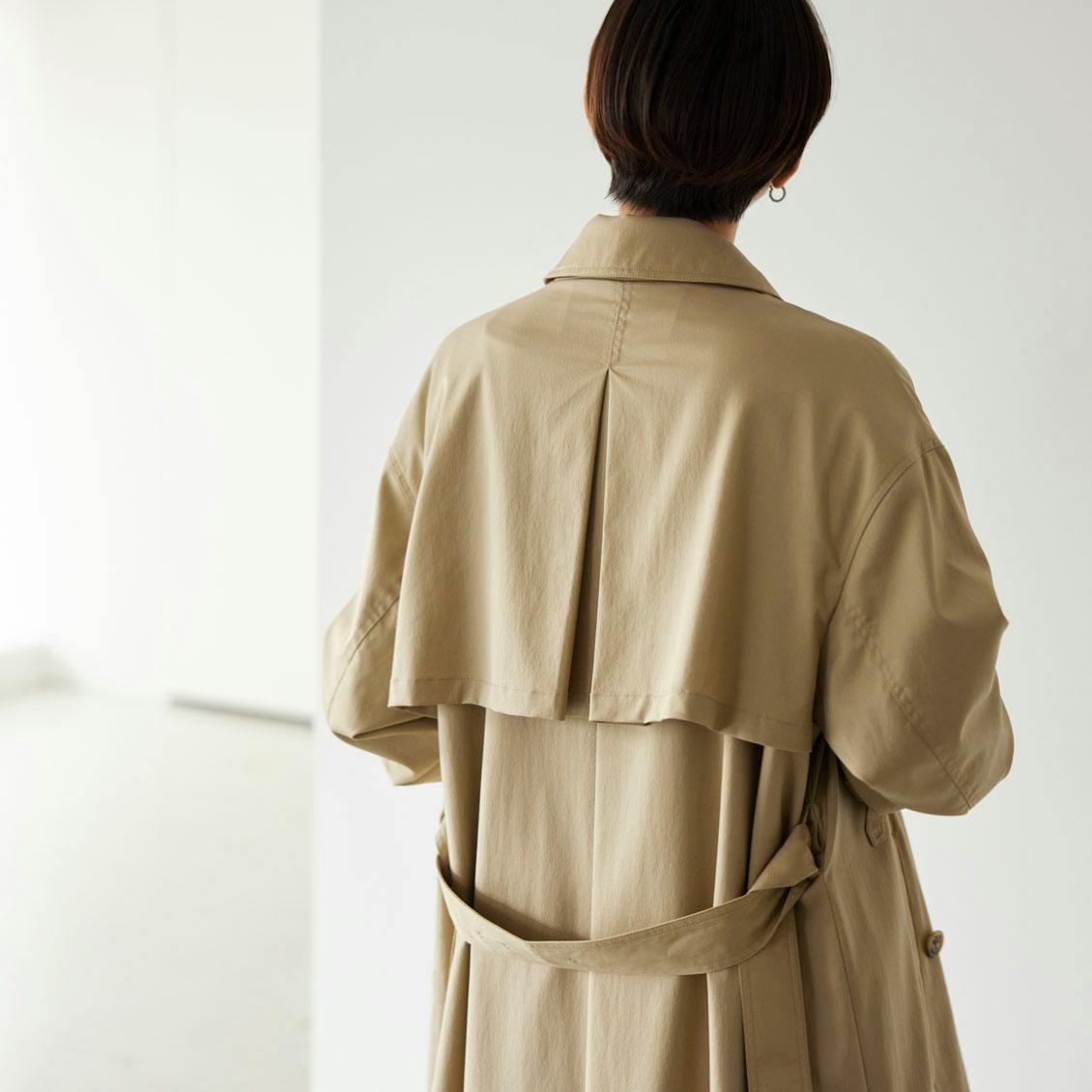 こんなの欲しいを、詰め込んで」着こなしきまるトレンチコート（S・M