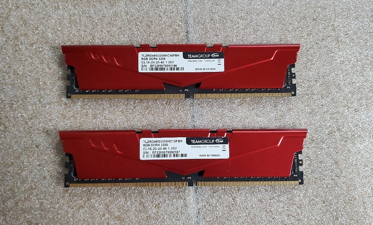 T-FORCE 16GB (2x8GB) DDR4 3200MHz Desktop Gaming Memory