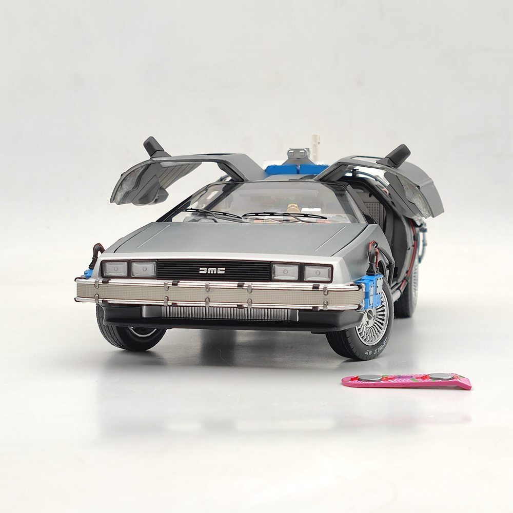 Hot Wheels 1:18 Elite Back To The Future Time Machine Delorean