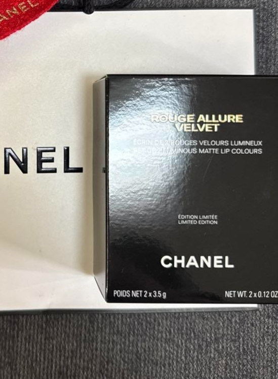 CHANEL ROUGE ALLURE VELVET LES PERLES SET OF 2 Lipstick & Pouch