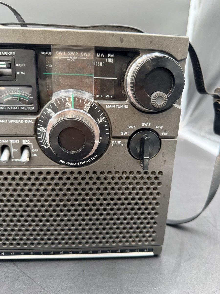 Sony ICF-5900W Portable Multi-Band Radio Receiver for sale online