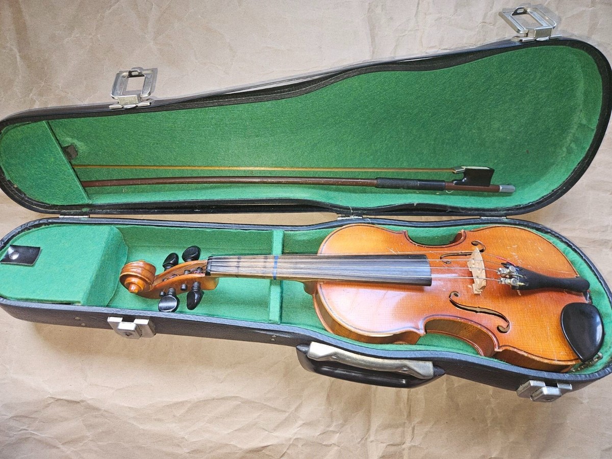 Suzuki No. 220 size 1/8 Violin, Japan 1978, Good Condition, with