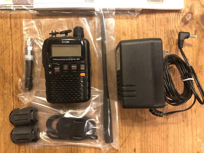 Icom Ic-R5 Communications Receiver Handheld Wideband Scanner Radio
