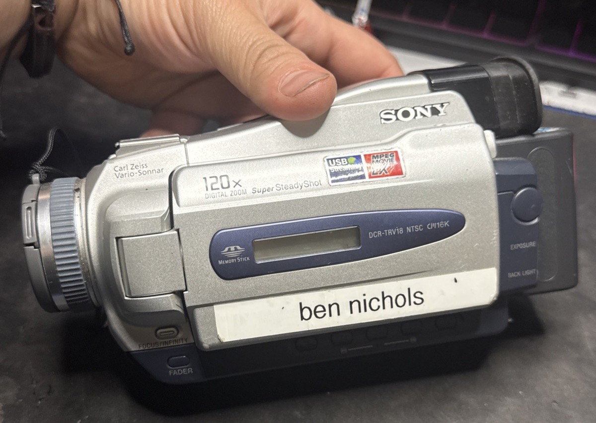 動作ok ナイトショット SONY handycam DCR-TRV18 動作ok