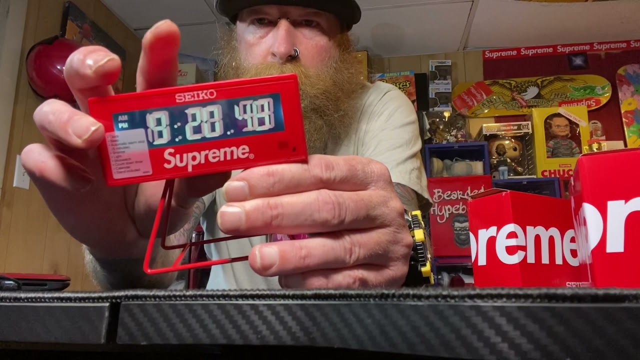 Seiko supreme Marathon clock - YouTube