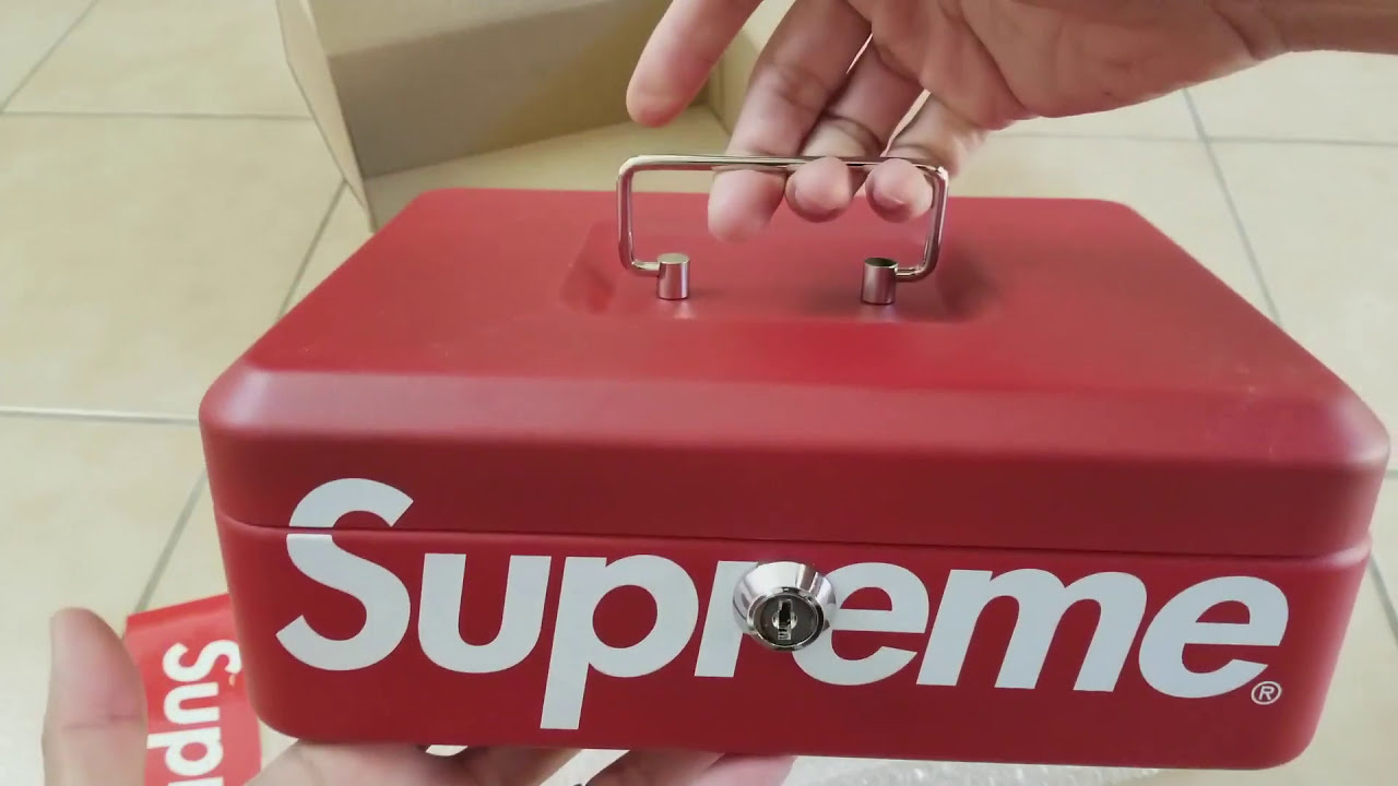 Unboxing SUPREME Hot Red Metal Lock Box w Handle & Key FW17 Week 7