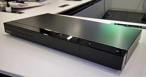 ソニー、人気番組がすぐに分かるシンプルなBDレコーダー「BDZ-E520