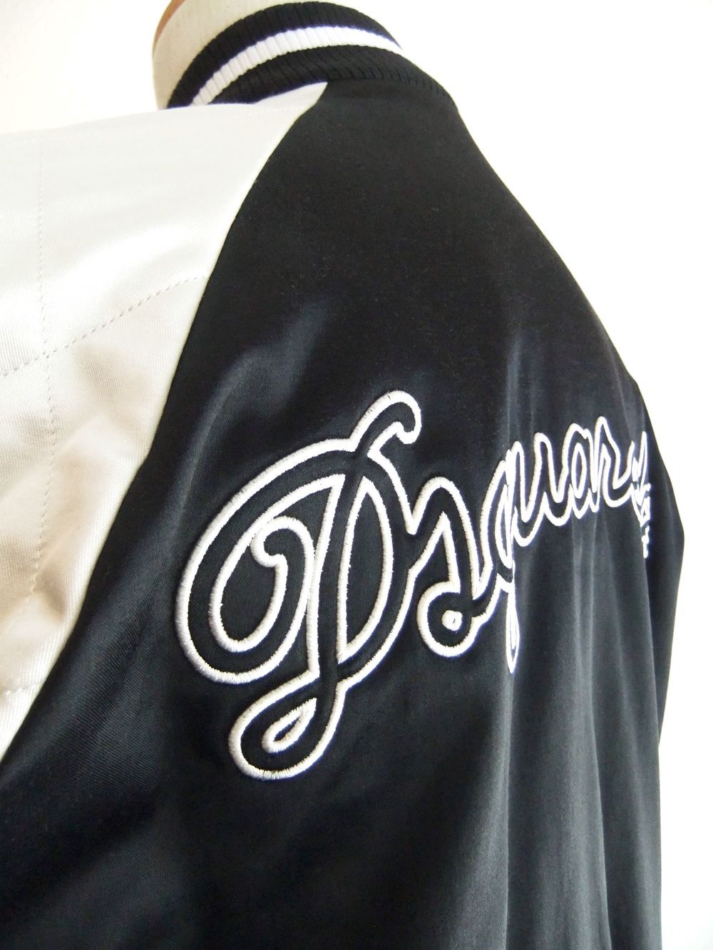 Dsquared2 - CLASSIC BOMBER JACKET D2 花刺繍スカジャン | 4.444glad