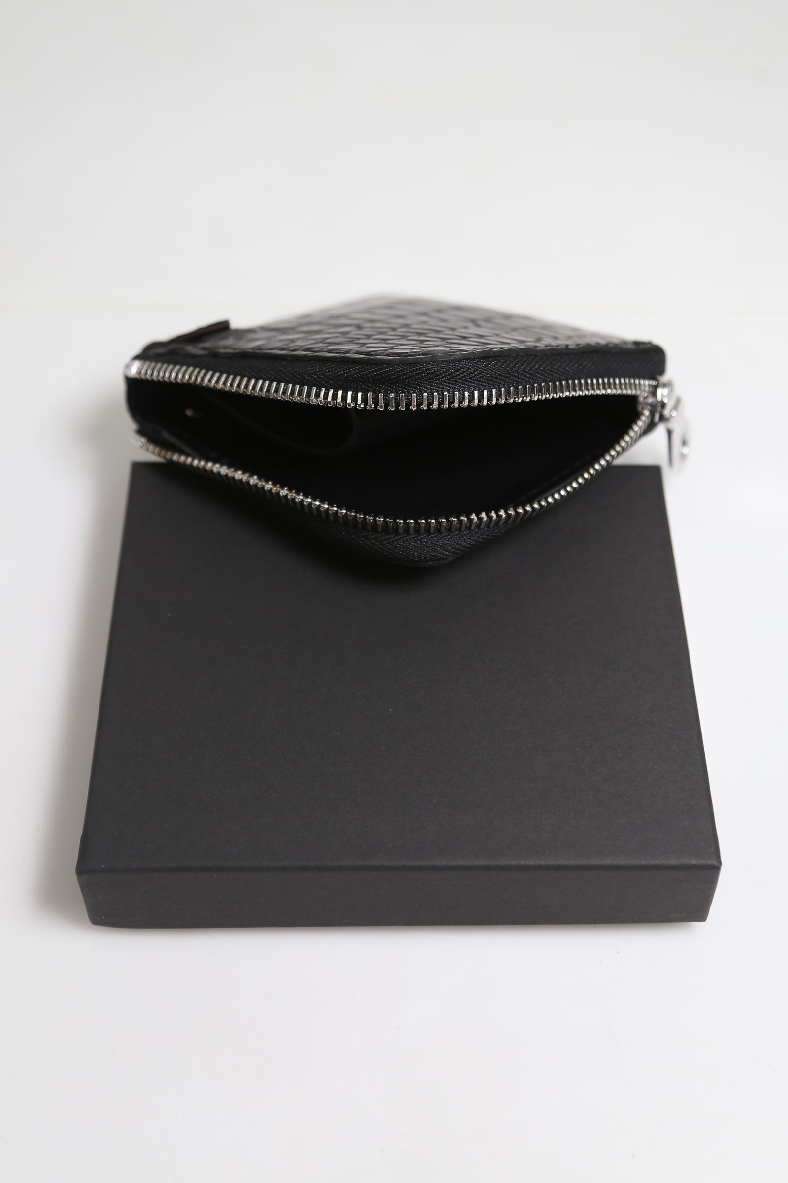 ISAMU KATAYAMA BACKLASH - CROCODILE COIN PURSE / ブラック | Tempt