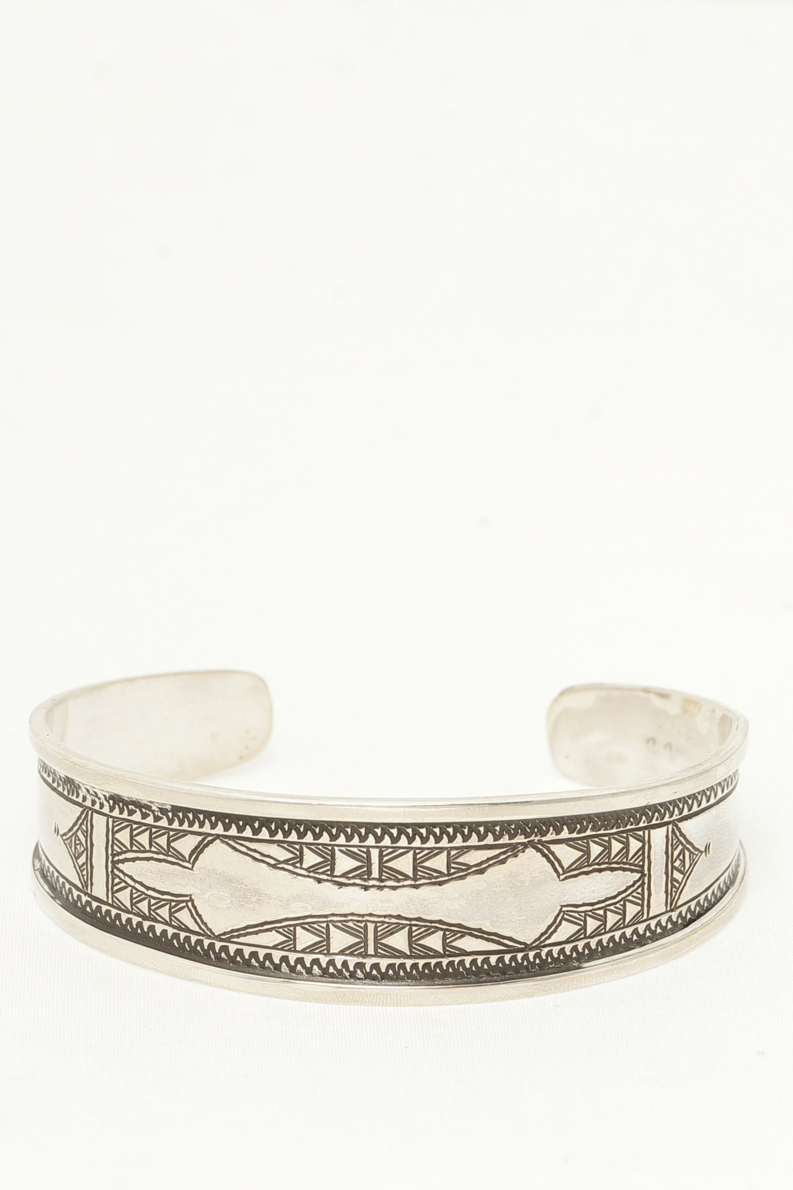 ADAWAT'N TUAREG - Lbhar / ルブハー ハンドメイド シルバー バングル