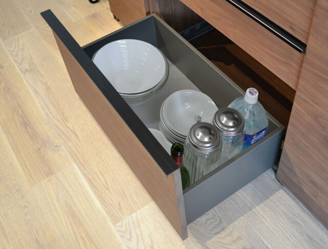 人工大理石天板の収納力優れたキッチンボード 120cm幅 Kiuru（キウル）