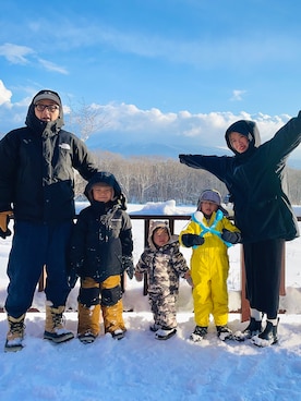 THE NORTH FACEのアイテムを使った「雪遊び」の人気ファッション