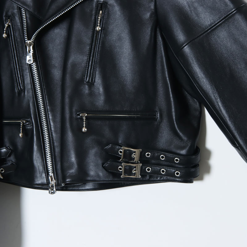 TAKAHIROMIYASHITATheSoloist. (タカヒロミヤシタザソロイスト) two