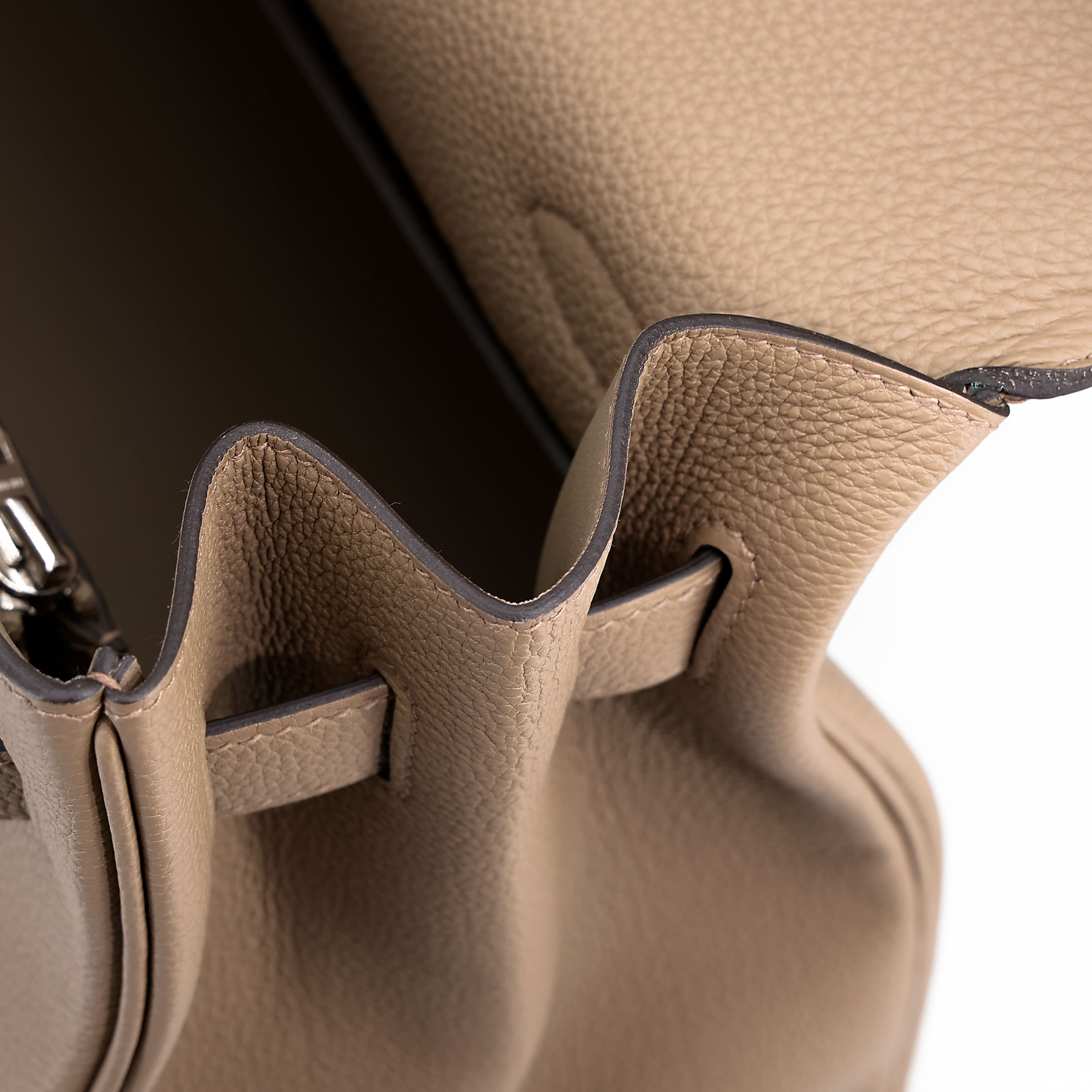 Brand New ( Rank N ) HERMÈS Kelly 42 Maxi Beige Marfa (8Q) Togo