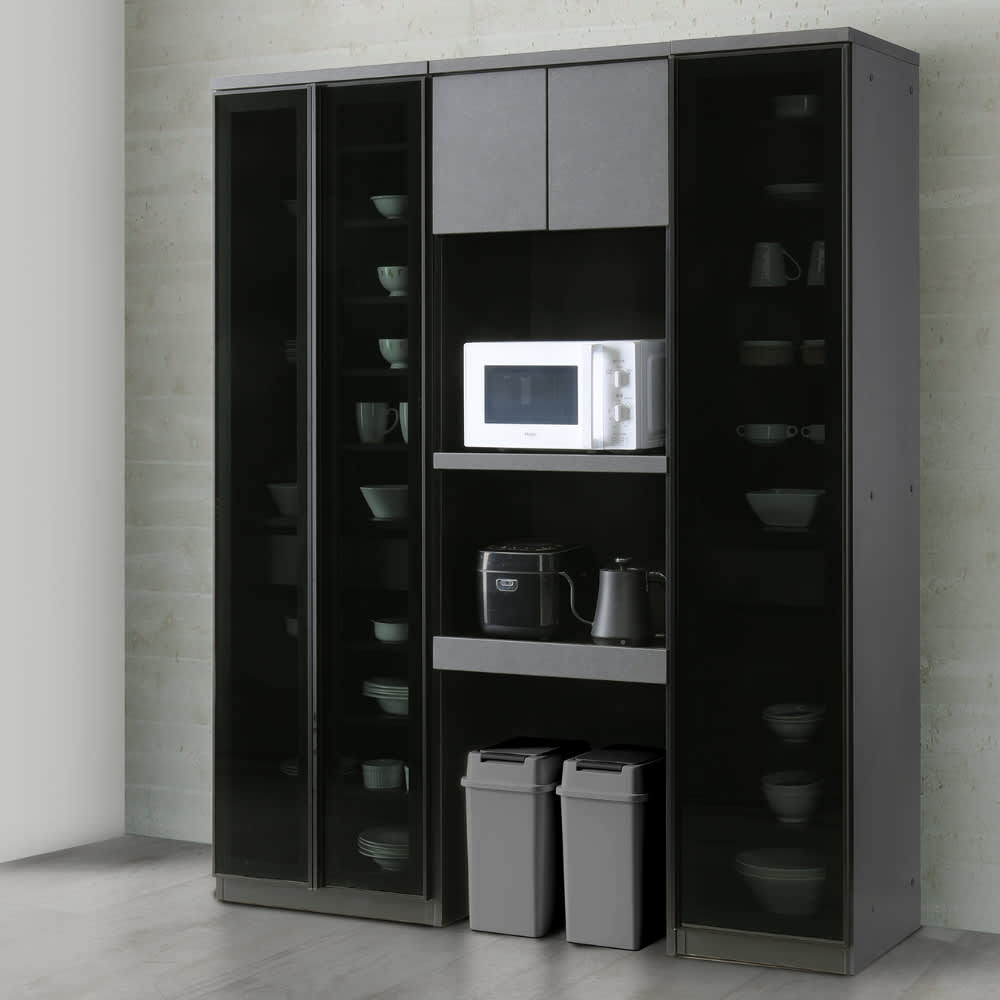 Nocas/ノクアス ガラス扉のモダンなボード 食器棚 幅60cm 通販 - ディノス