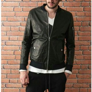 NO ID.（レザージャケット ・ ブラック/黒色系）のフリマアイテム一覧