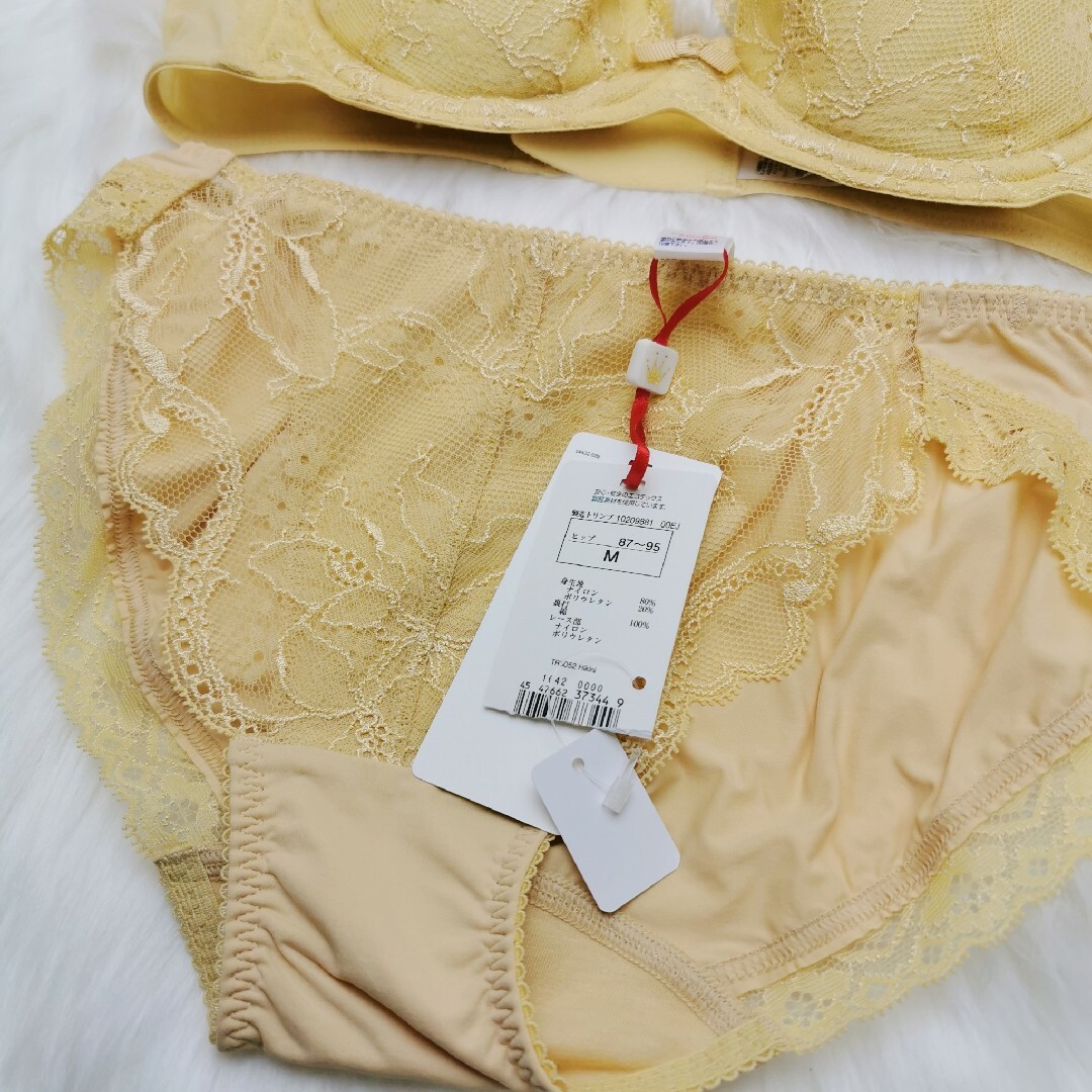 Triumph - ゴールドレーベル バイ トリンプ3052 ブラジャーショーツ