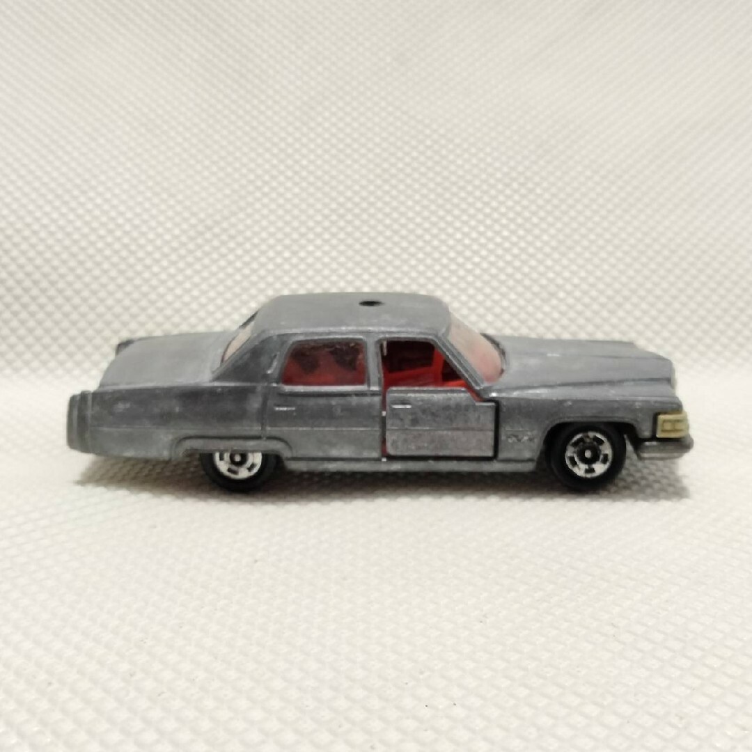 2975 ジャンクトミカ 1976年 キャデラック フリートウッドブロアムの