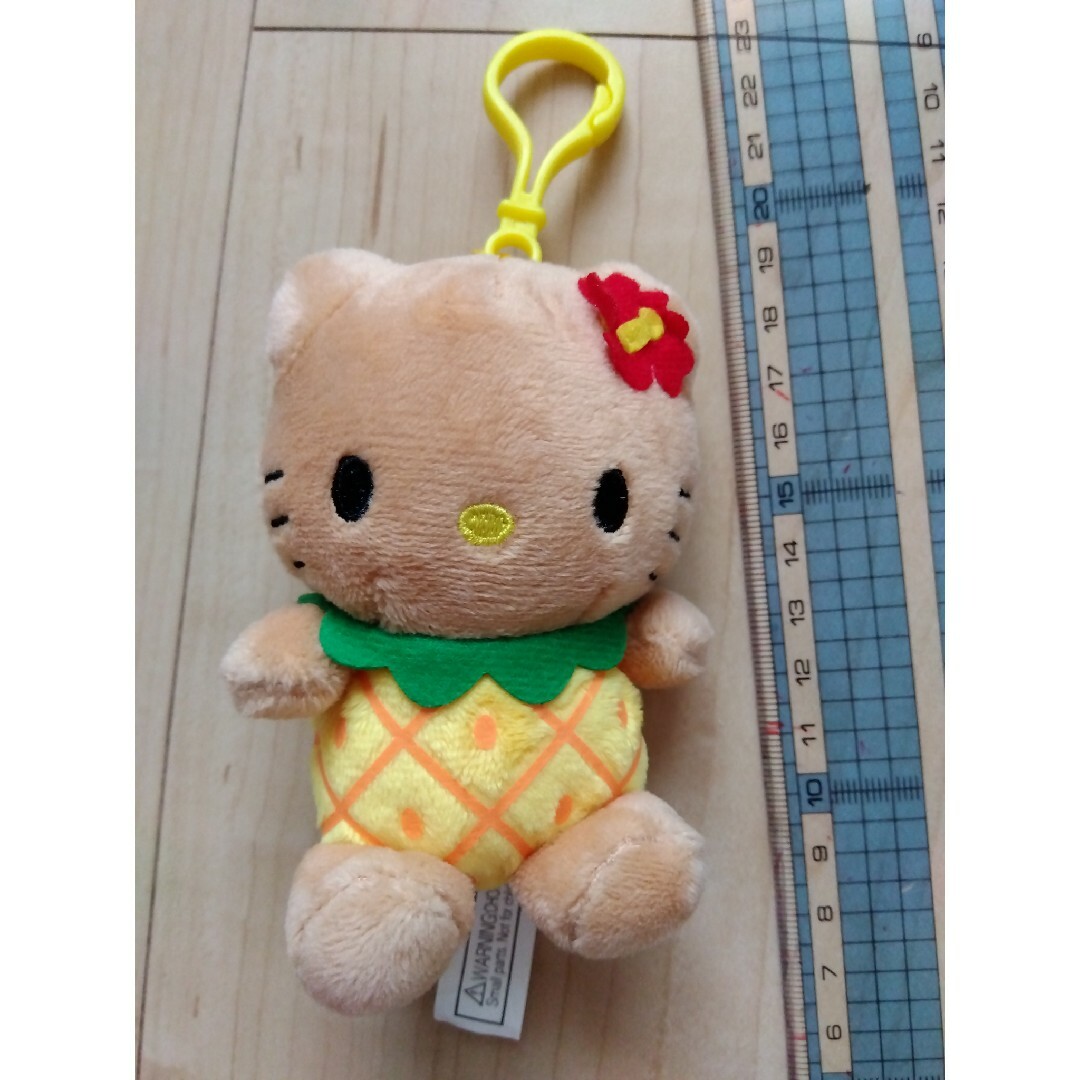 新品希少 サンリオ ご当地ハローキティ ハワイ 韓国 アゲハ蝶 根付け