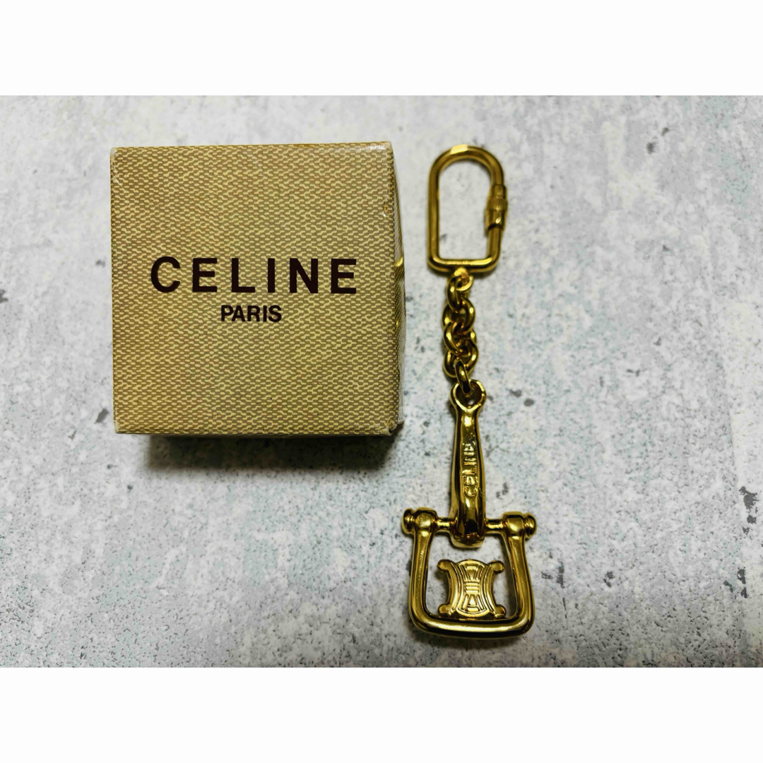 CELINE - CELINE トリオンフチャーム キーリング 箱付きの通販 by