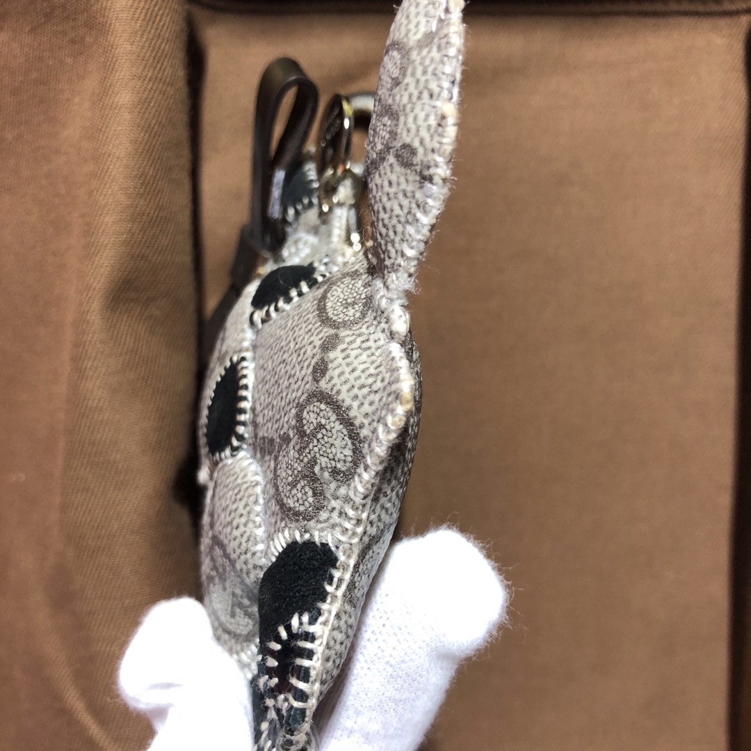 GUCCI - ⭐️グッチ キーホルダー 犬 グッチョリ バッグチャームの通販