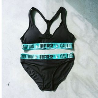 FR2（ブラ&ショーツセット）のフリマアイテム一覧