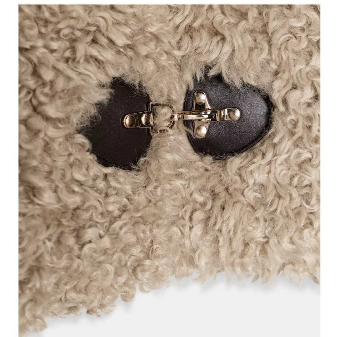 ZARA - ZARA トグルボタンフェイクファージャケット Lの通販 by