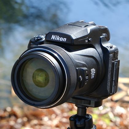 ニコンから、光学125倍ズームに対応したデジカメ「COOLPIX P1000」が