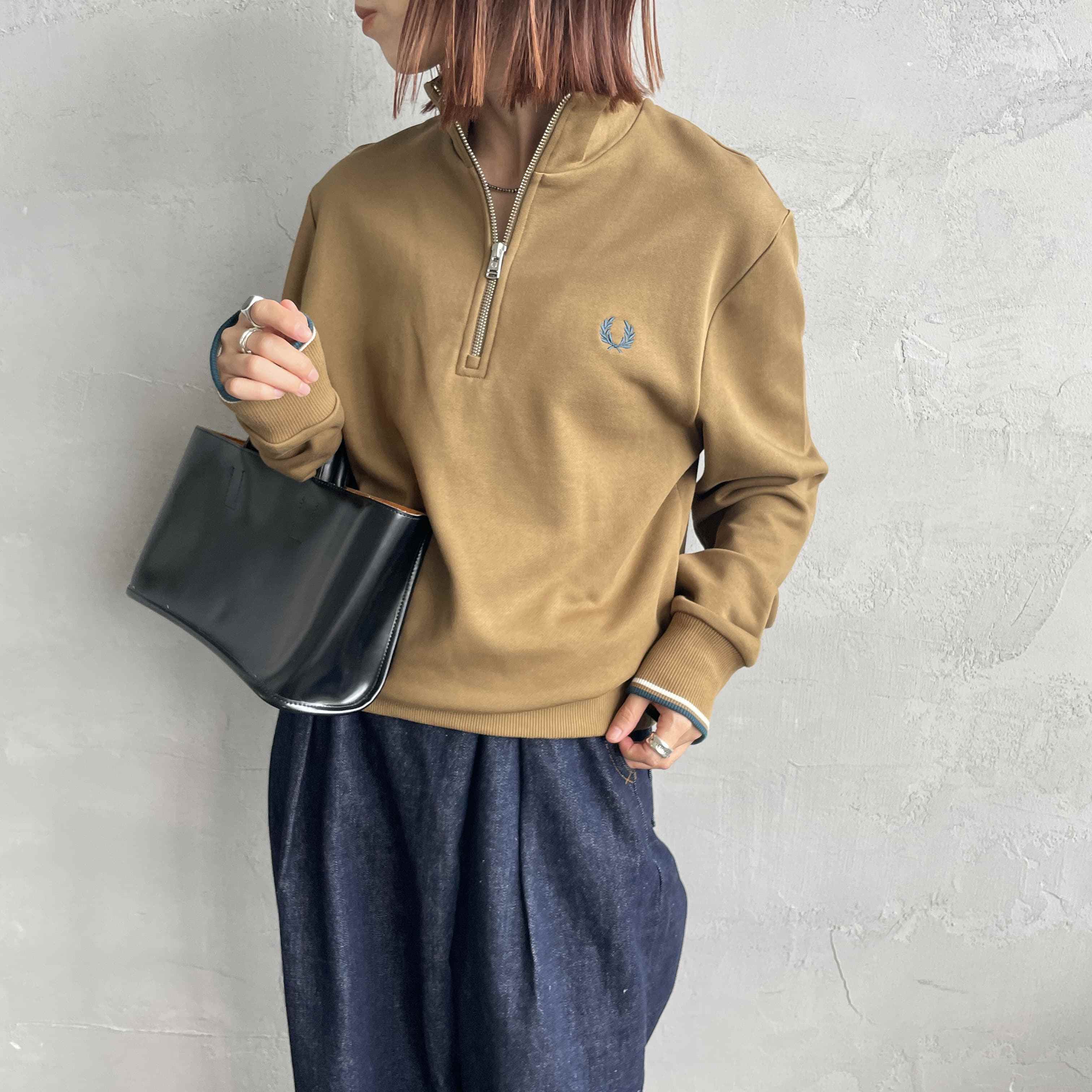 FRED PERRY [フレッドペリー] ワンポイントロゴ刺繍 ハーフジップ