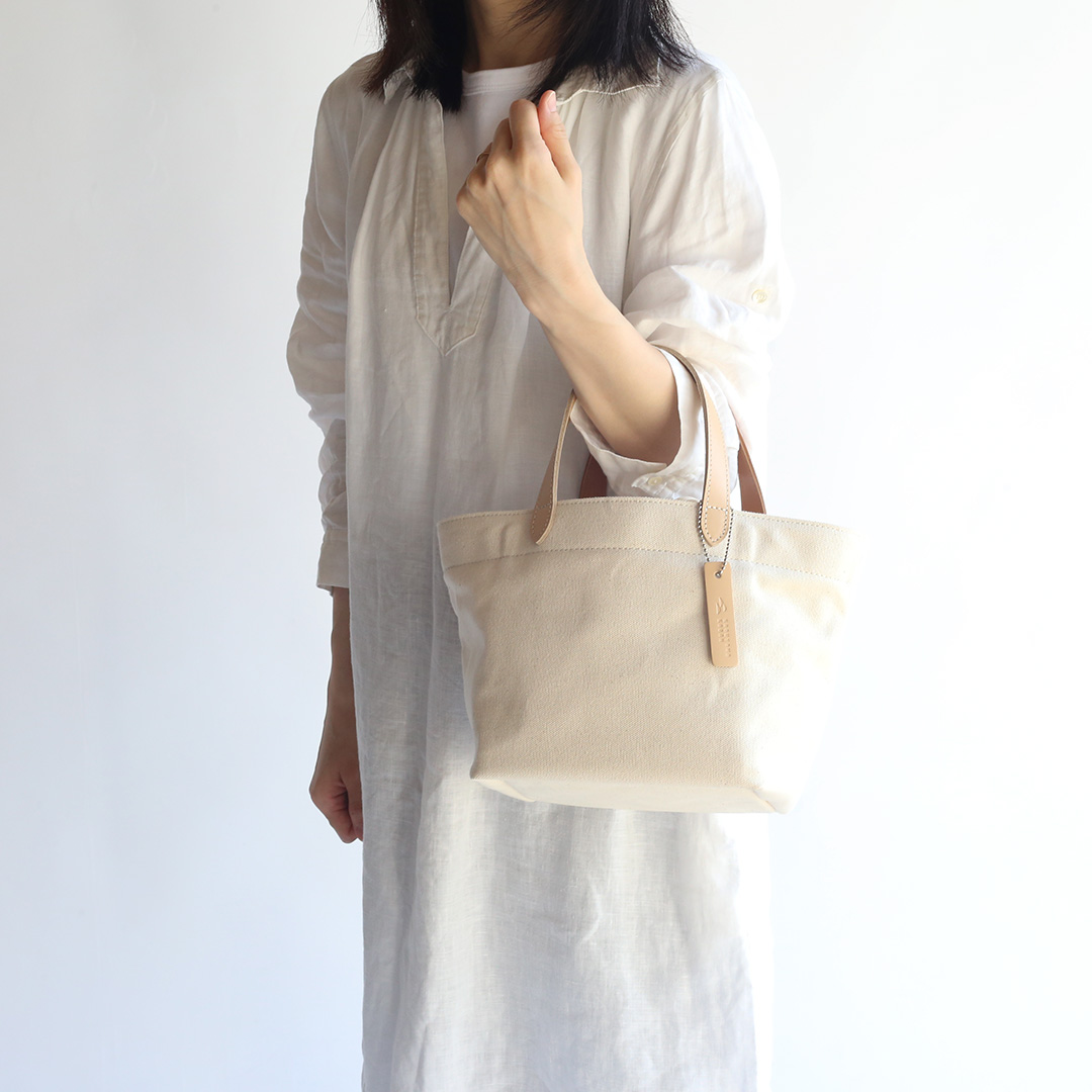 8号帆布の巾着ミニトート | 香久山鞄