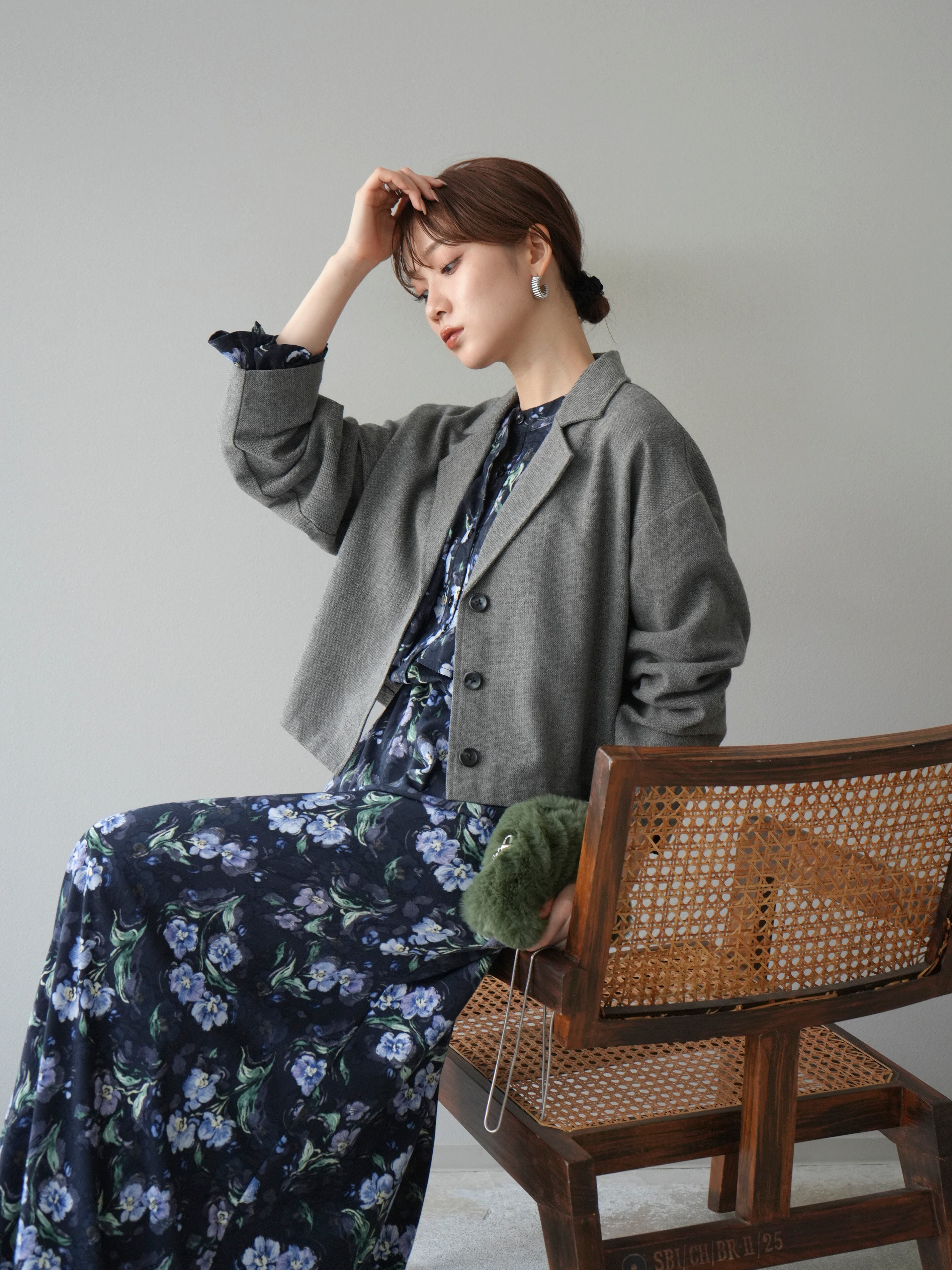 予約]ツイードショートジャケット/グレー – Lumier