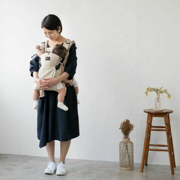 双子抱っこ紐ナップナップ】napnapベージュ おんぶ抱っこ組み合わせ可