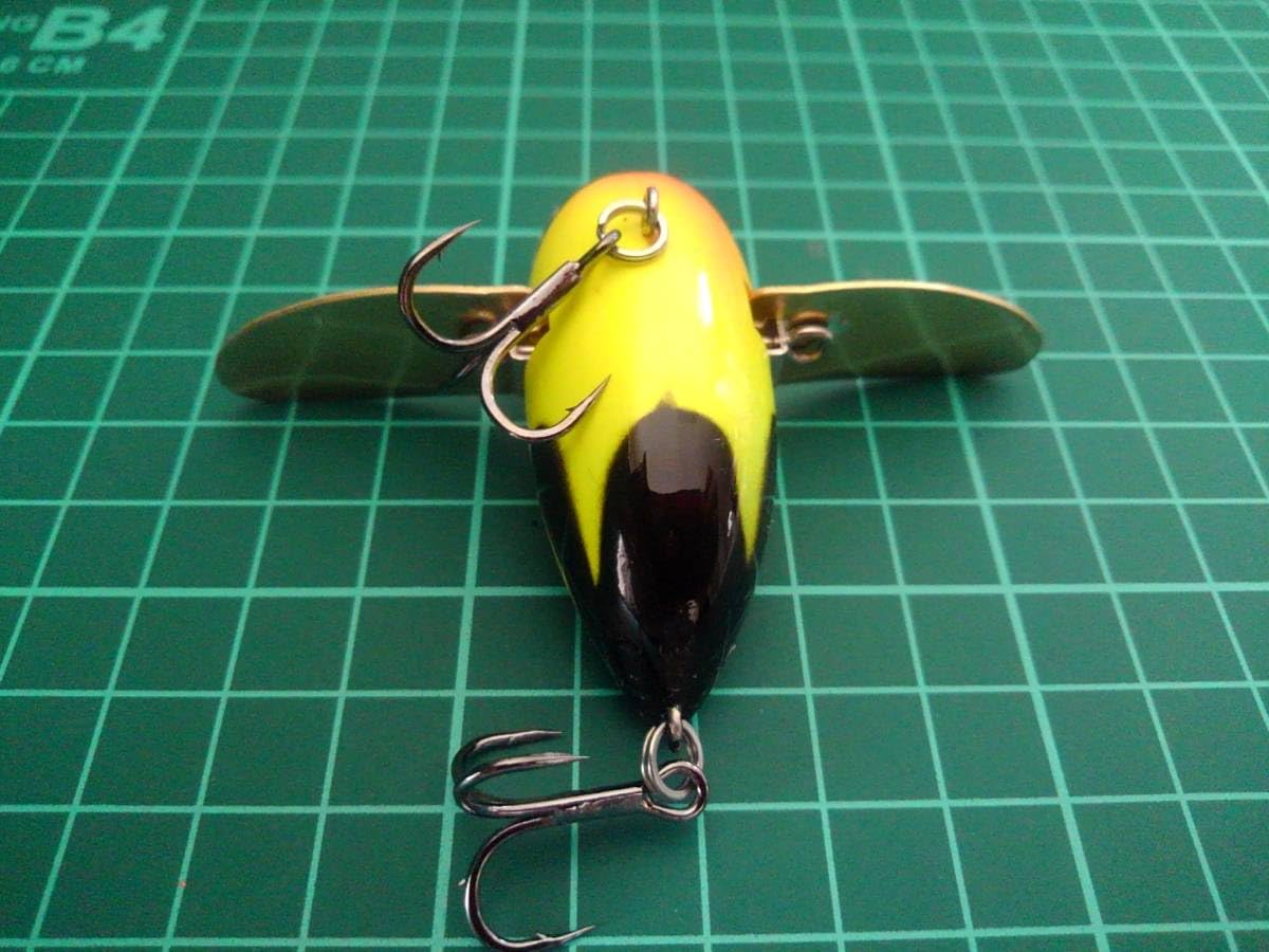 t's工房 マグナムクローラーインブレード羽根物ルアー t's工房