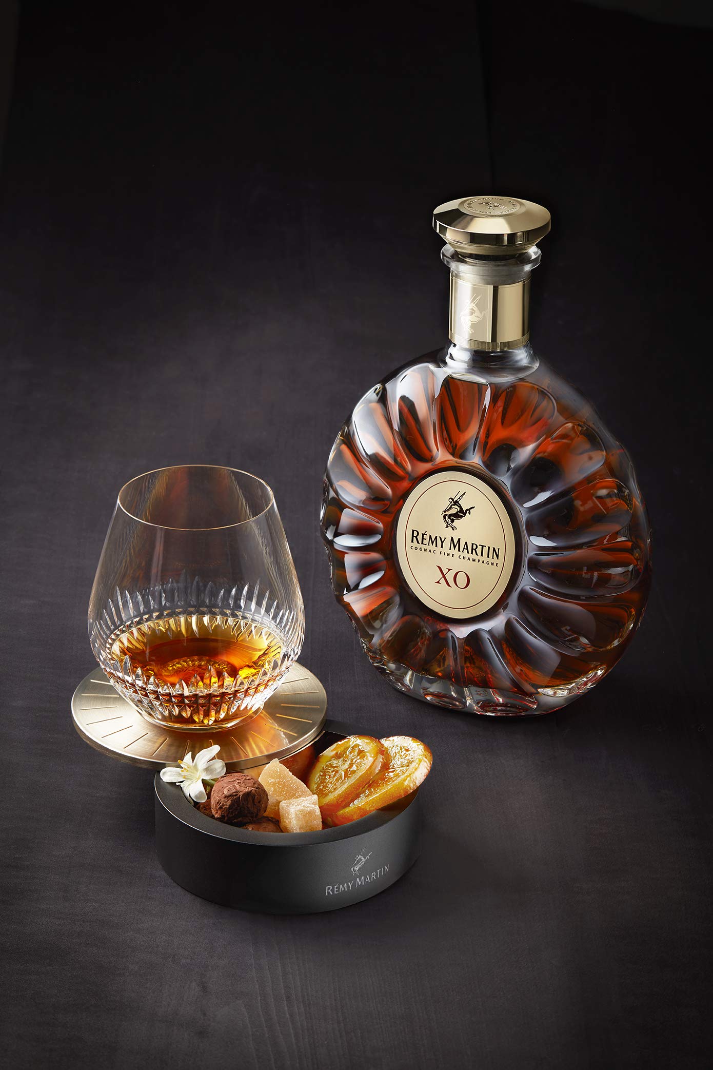 Amazon.co.jp: REMY MARTIN (レミーマルタン) XO [ ブランデー 700ml