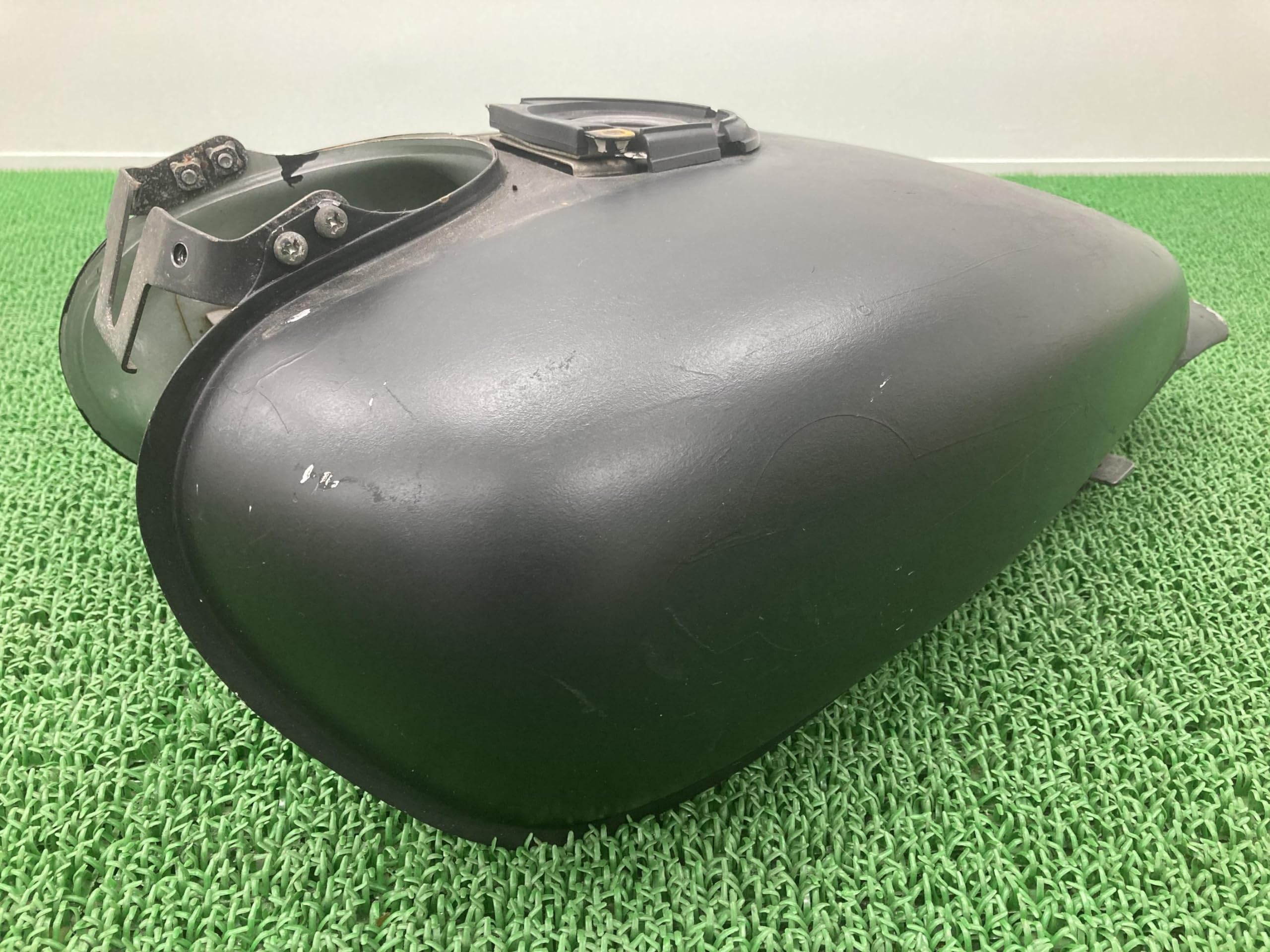 Amazon | Honda(ホンダ) Vツインマグナ250タンク純正中古バイク部品