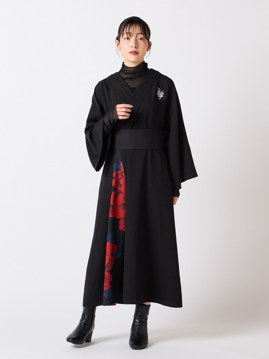 ラスト1点】キャロル・妖 ベルト付き着物衿刺繍ワンピース(FREE