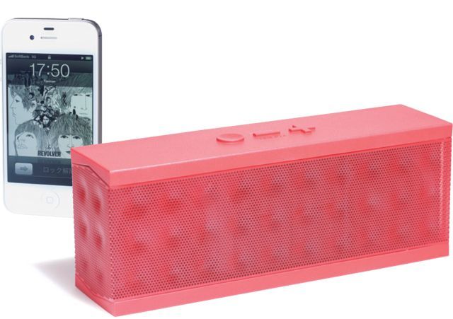 社会派デザイナーの携帯スピーカー──JAWBONE JAMBOX | GQ JAPAN