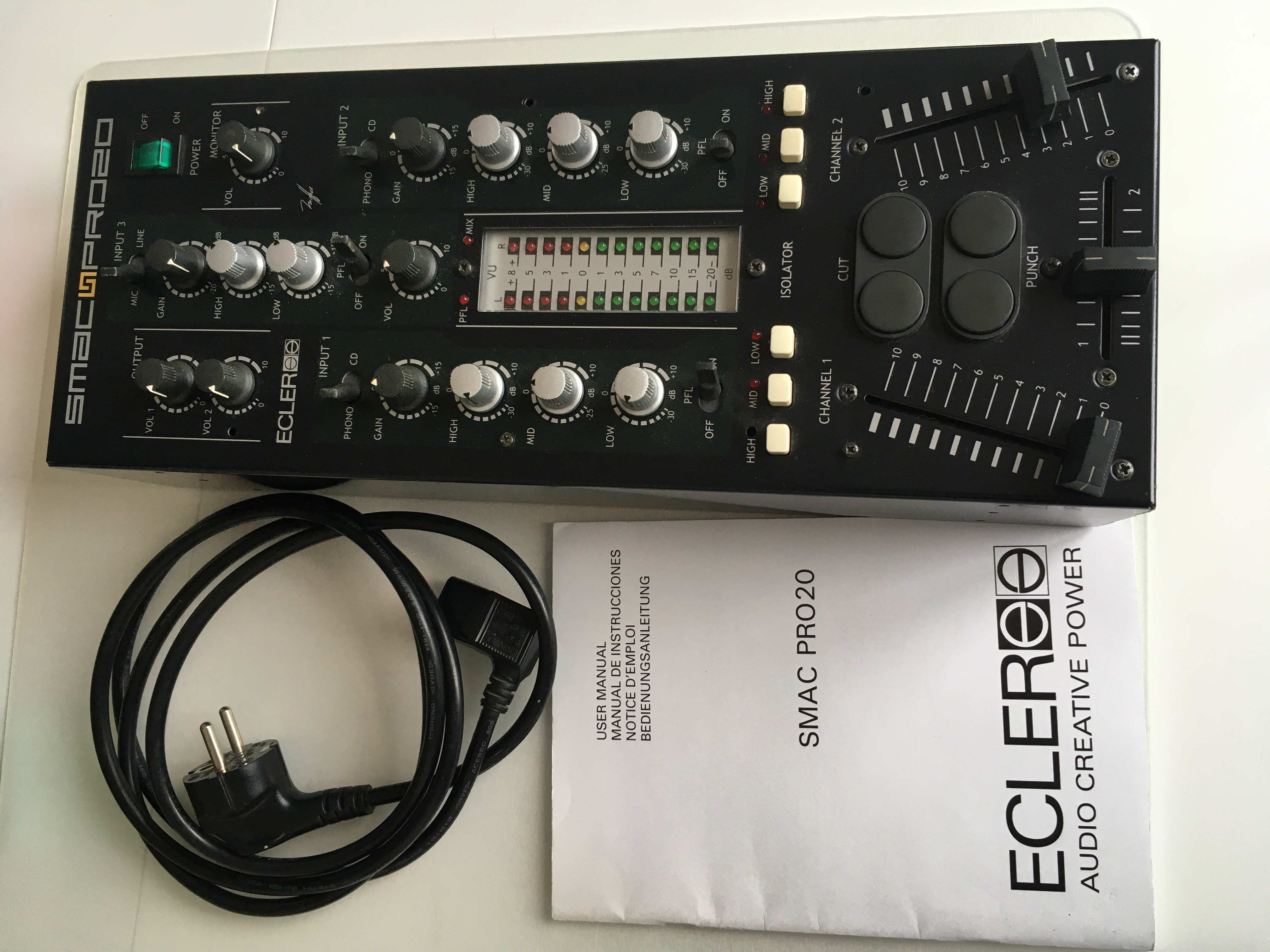 Smac Pro 20 - Ecler Smac Pro 20 - Audiofanzine