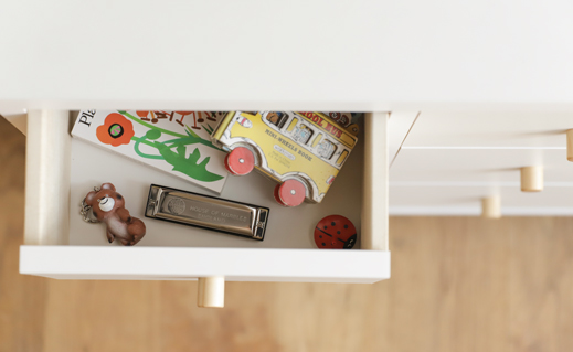 子供のチェストをリビングに - MOMO NATURAL