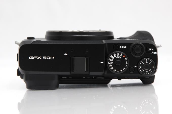 GFX 50R ボディ シャッター回数約20000回以下 E134-2P3 | 富士フイルム