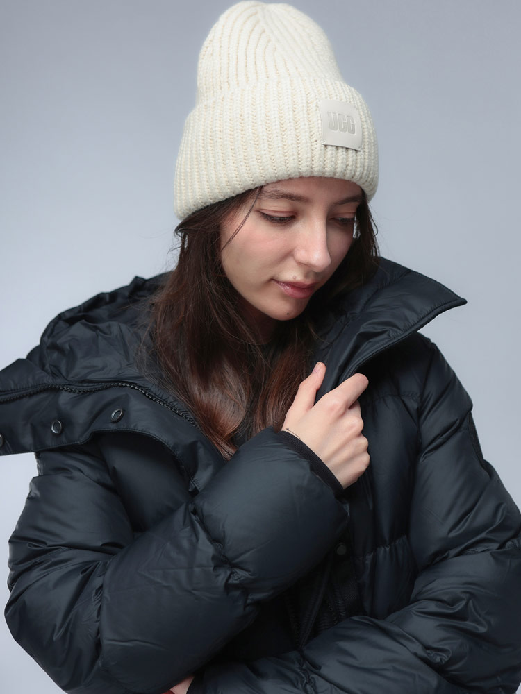 UGG (アグ) ロゴ リブ ニット キャップ CHUNKY RIB BEANIE チャンキー