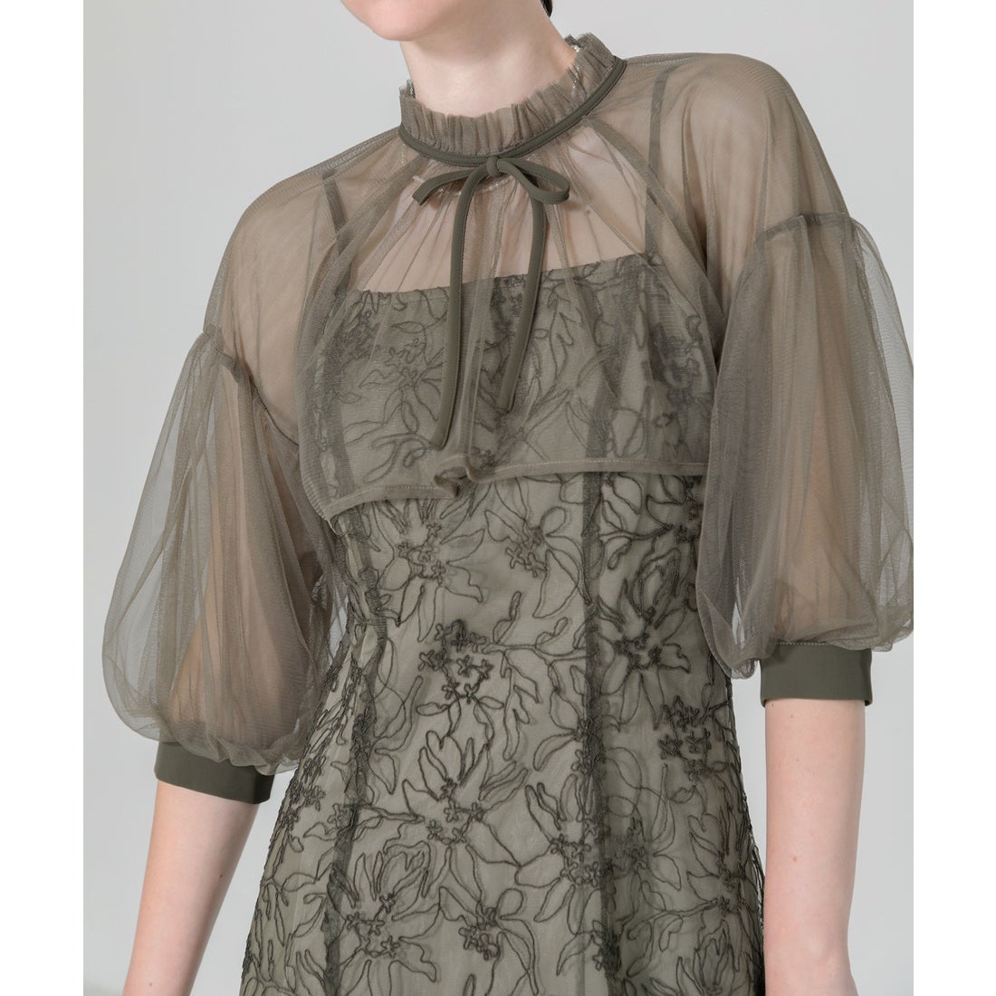 レジャ Leja リボン付きパフスリーブシアーボレロ刺繍レースマーメイド