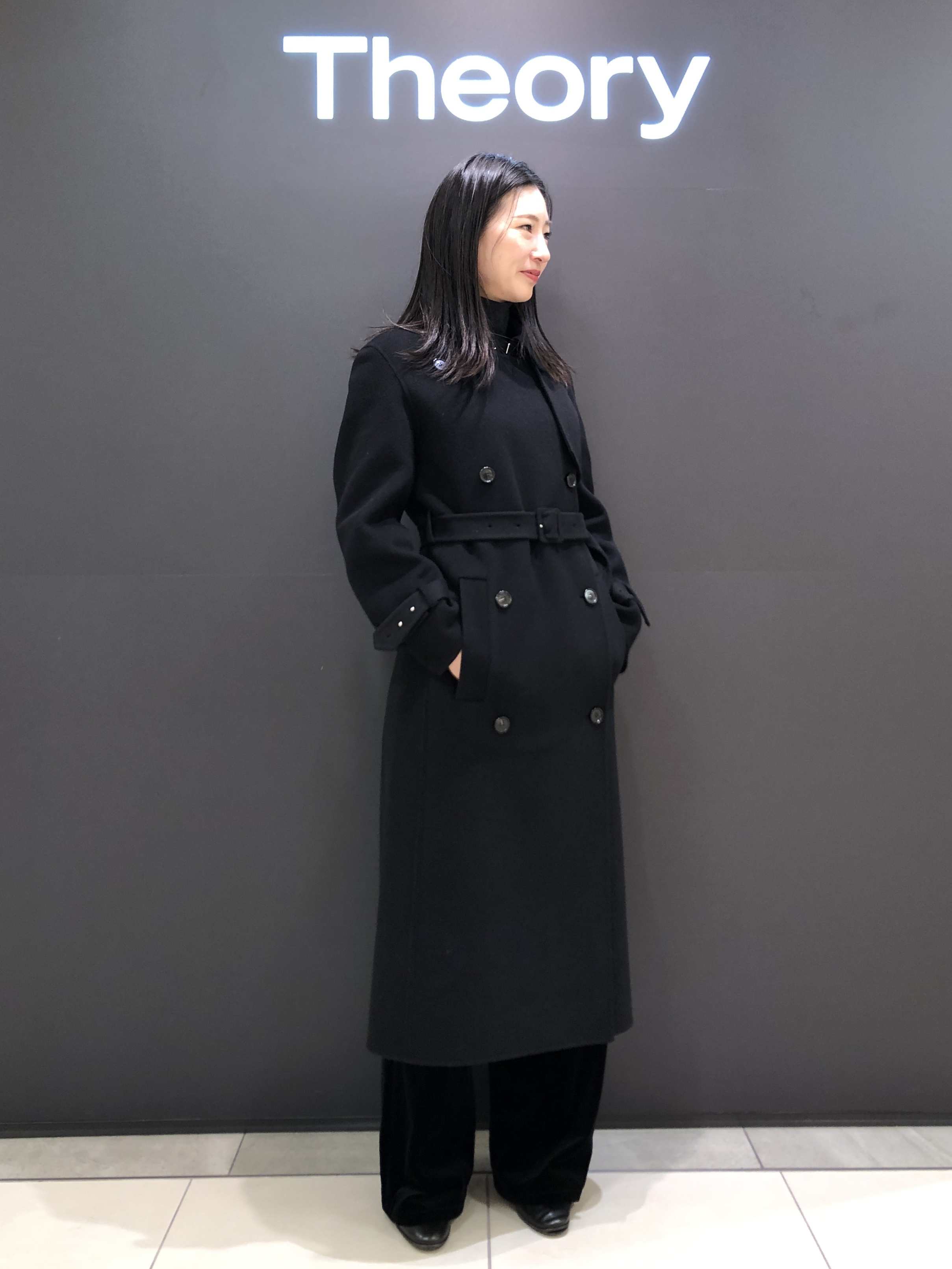 羽織るだけで決まる！ウールトレンチコート | セオリー | 大丸札幌店