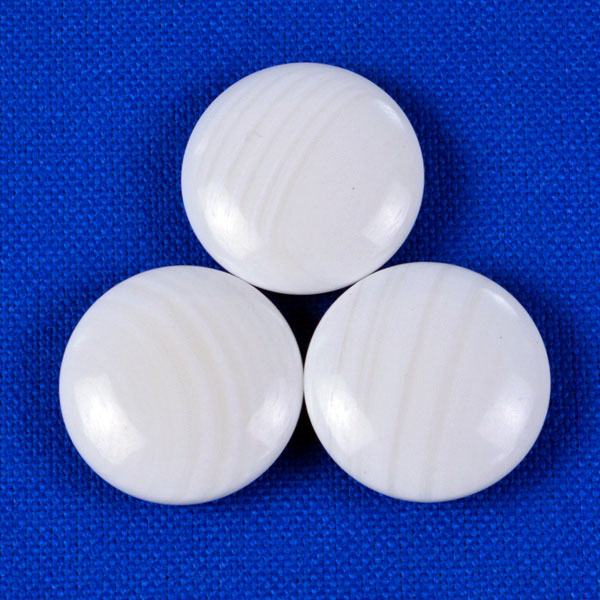 楽天市場】碁石 日向特製蛤碁石 30号 徳用 (厚み8.0mm) : 将棋囲碁専門