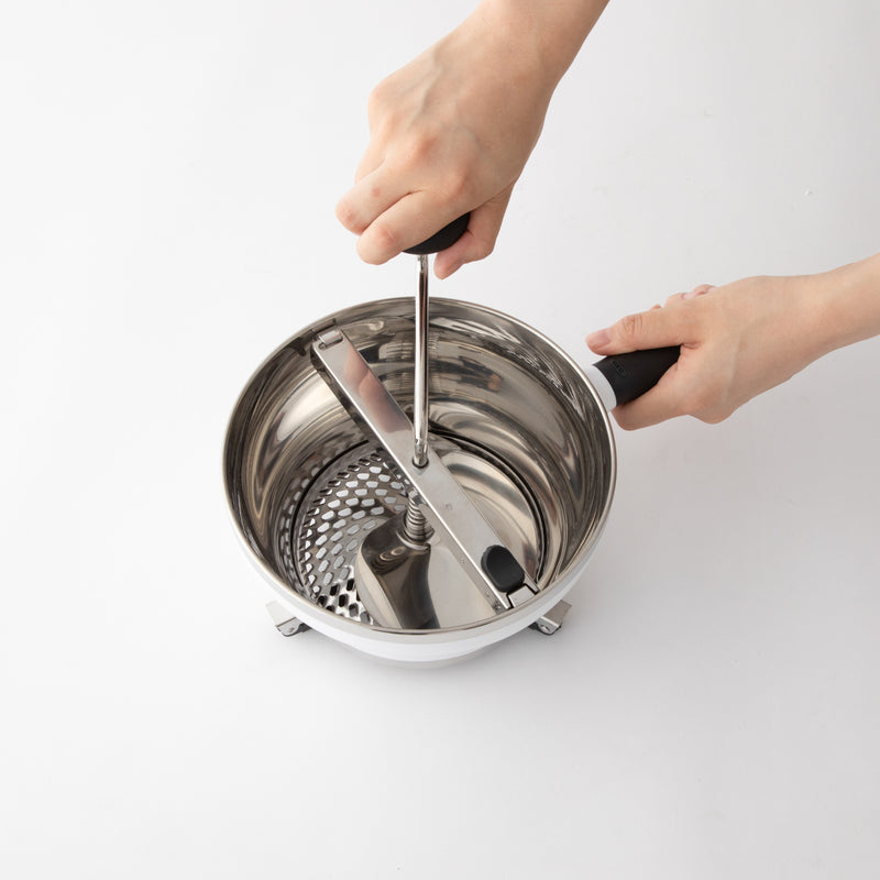 OXO(オクソー) フードミル |キッチン用品通販サイト Y.YACHT STORE