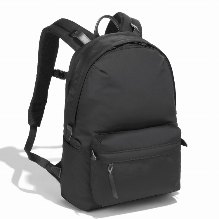 UNTRACK CITY/DS デイパックS 60214(01：ブラック): UNTRACK｜エース