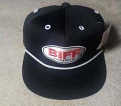 BIFFキャップ 野性爆弾くっきー ぶてぃっく紫歯茎 バック