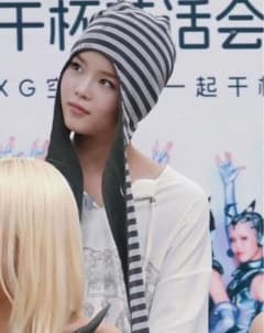 完売品】XG COCONA着用 GRAPE ロングイヤーニットキャップ - メルカリ