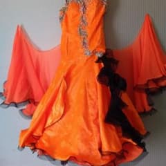 社交ダンス スタンダードドレスオレンジ - メルカリ